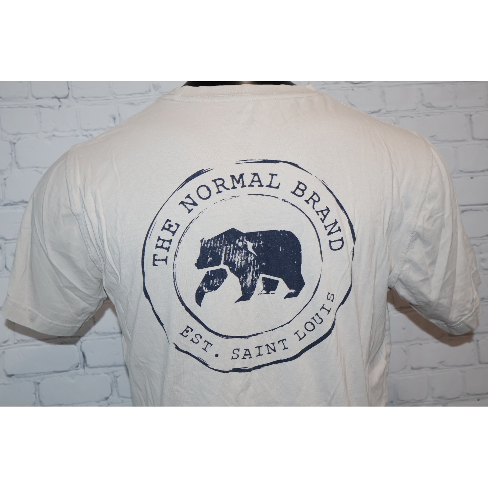 The Normal Brand T-Shirt Mens Large Tan Pocket Graphic Bear Saint Louis